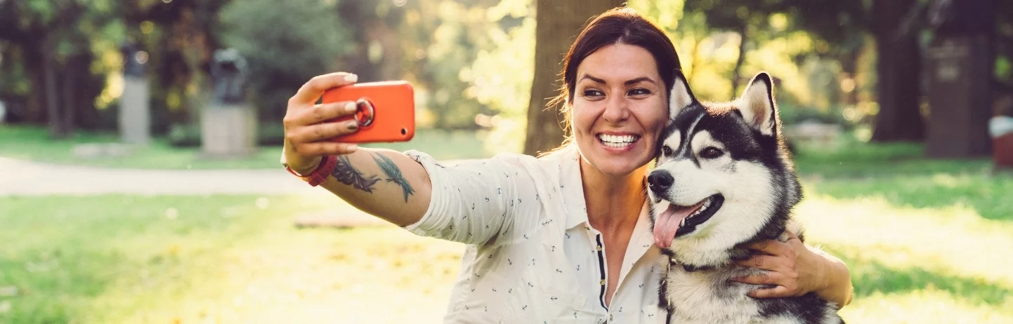 How to Post with Your Pet on Petme's Social Pet Sitting Platform
